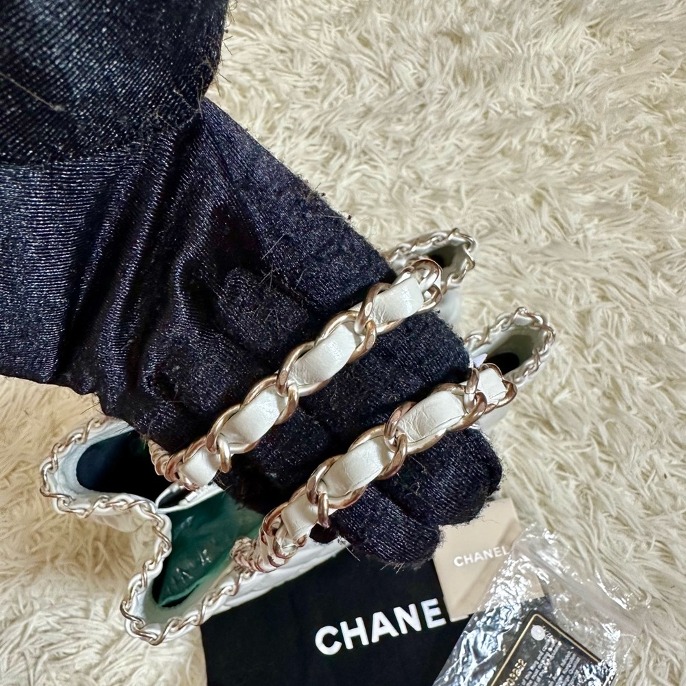 Chanel white - Picture 4 of 9